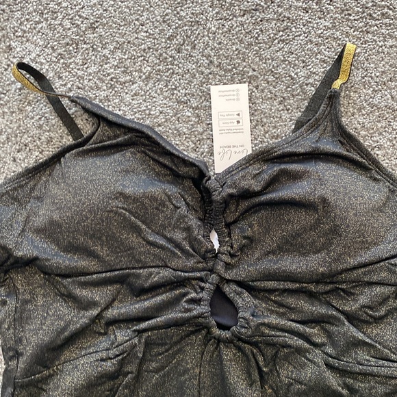 Swim - Picture 2 of 4